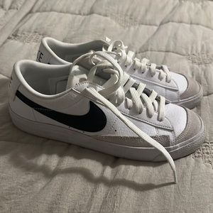 Nike low top Blazers